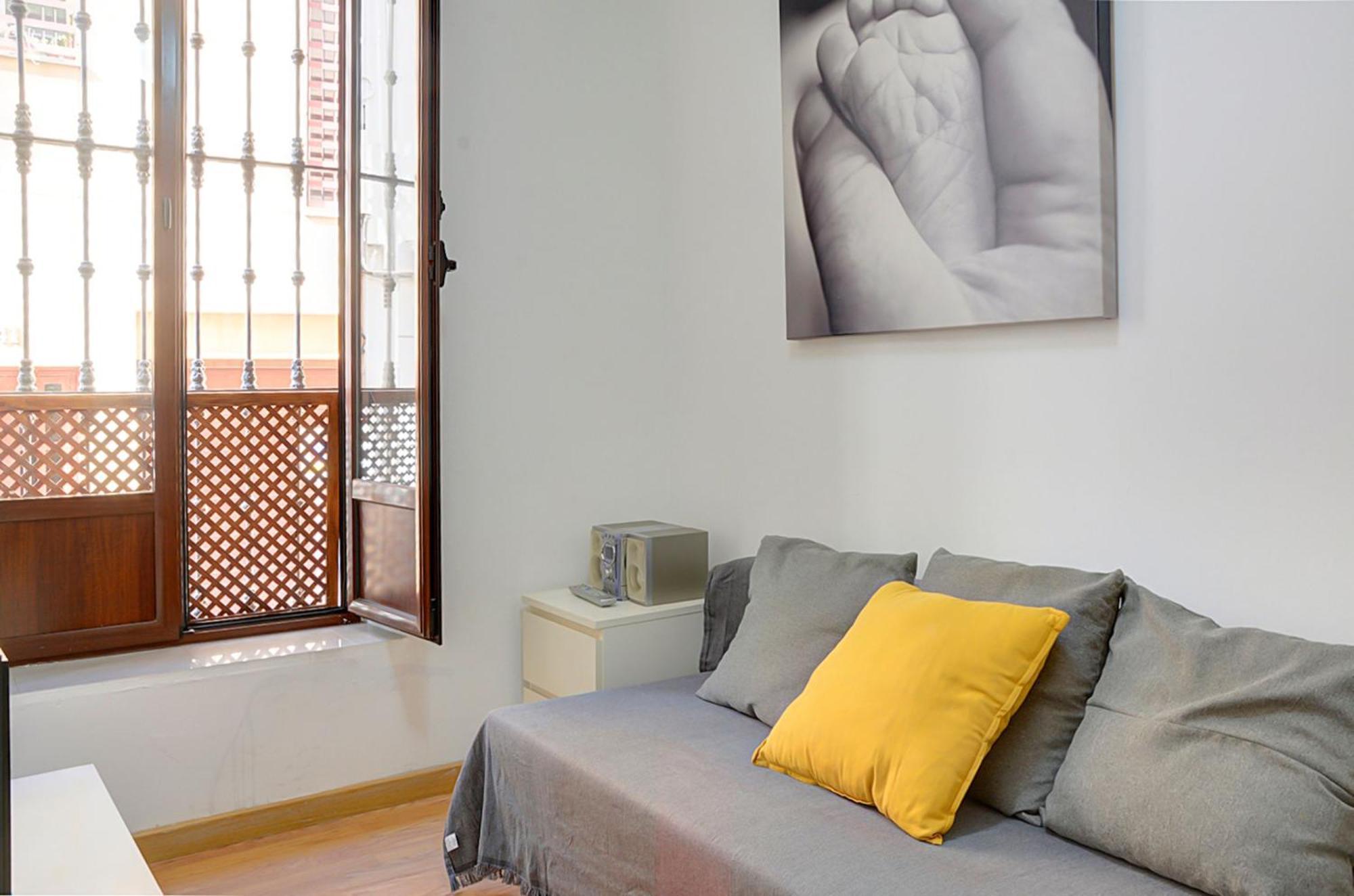Central Apartment Vintage Севілья Екстер'єр фото
